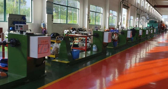 เครื่องปั่นม้วนความดันที่ฉลาดสําหรับการปรับมุมปั่นที่แม่นยํา
